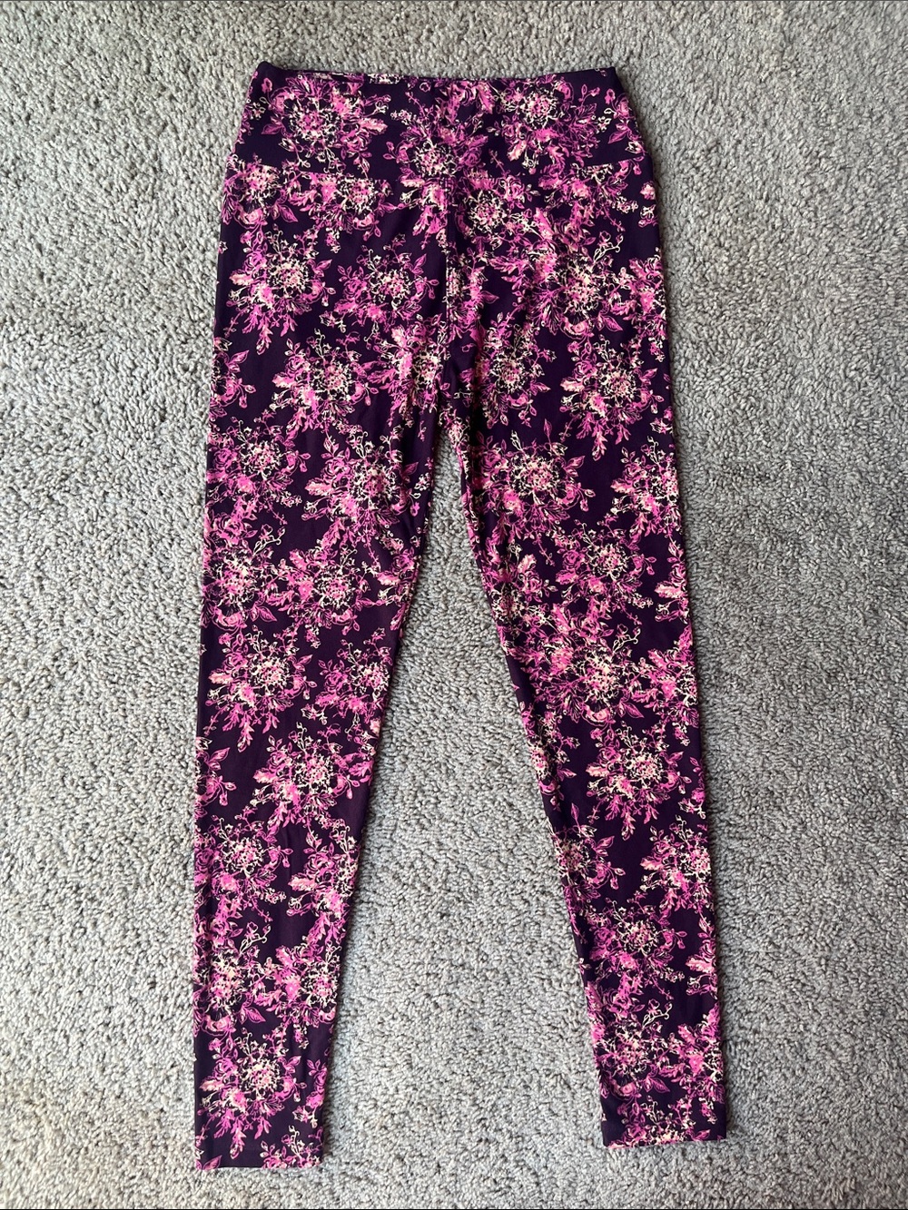 LuLaRoe Purple Floral Leggings One Size